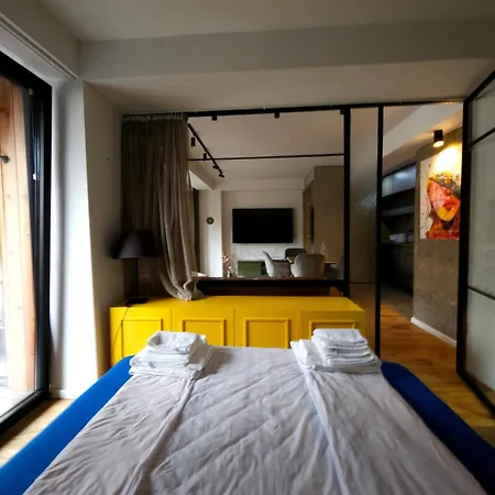Apex - Center - Tv & Wi-fi سكوبجي
